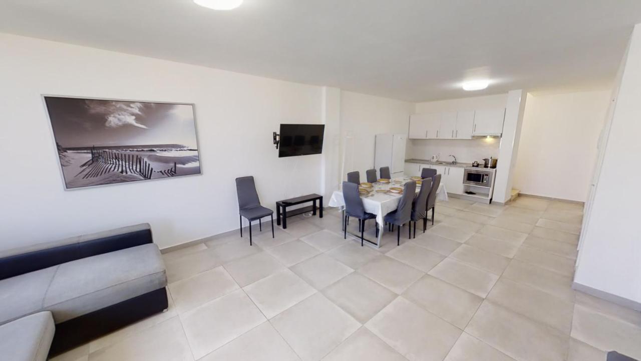 Vv Las Buganvillas Maspalomas - Cocina Y Habitaciones Con Banos Privados Exterior photo