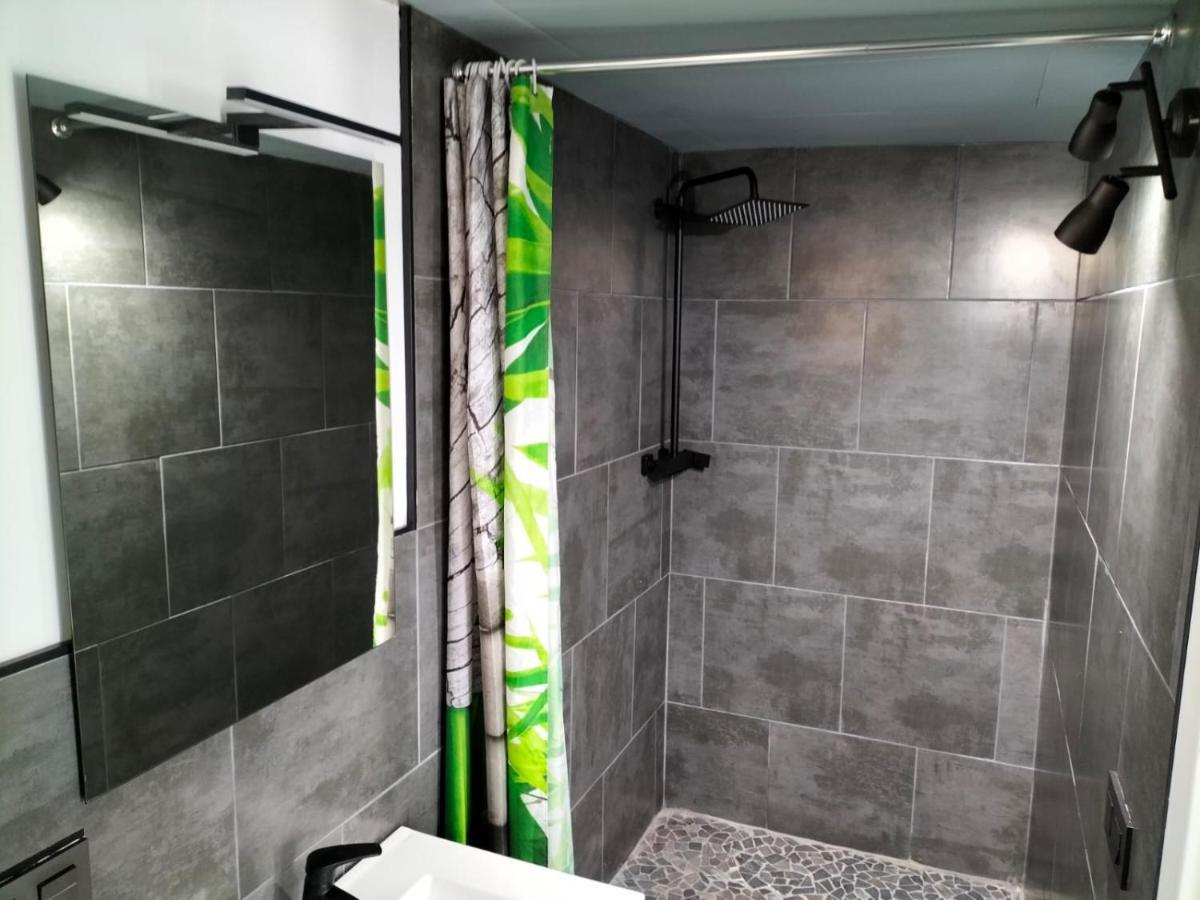 Vv Las Buganvillas Maspalomas - Cocina Y Habitaciones Con Banos Privados Exterior photo