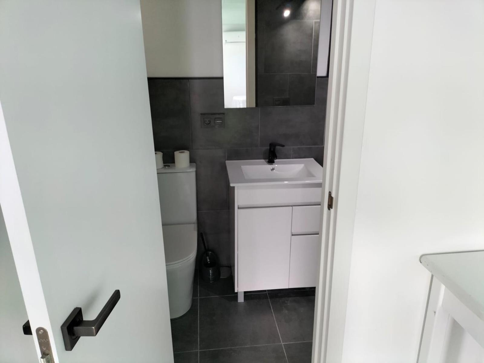 Vv Las Buganvillas Maspalomas - Cocina Y Habitaciones Con Banos Privados Exterior photo
