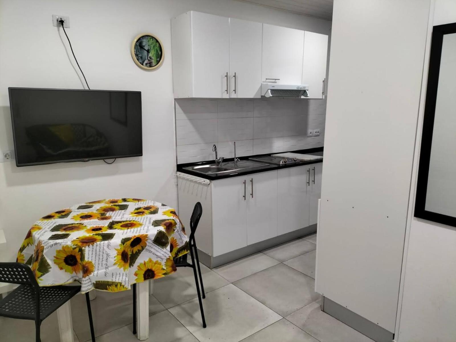 Vv Las Buganvillas Maspalomas - Cocina Y Habitaciones Con Banos Privados Room photo
